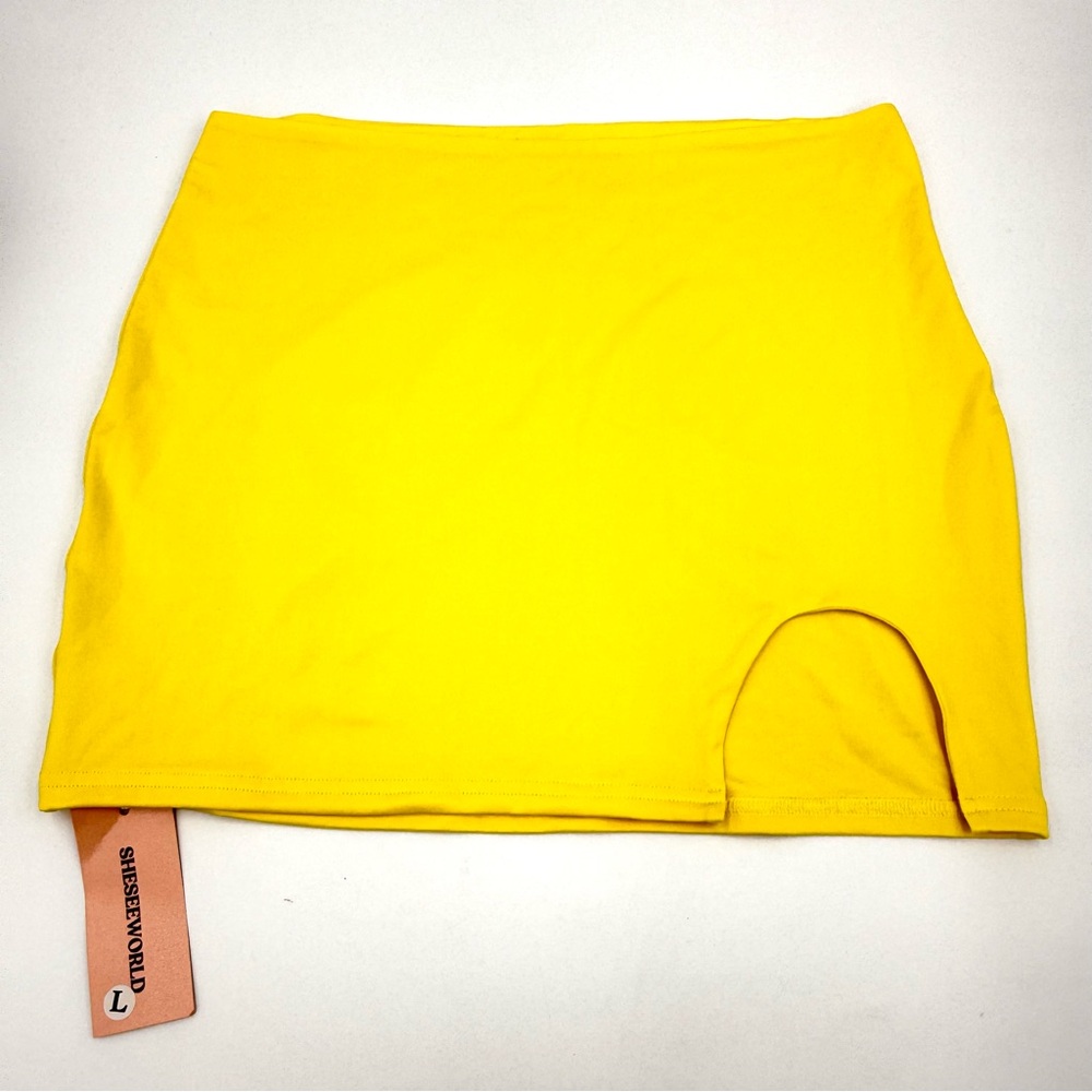 NWT SheSeeWorld Yellow Mini Skirt Size Large